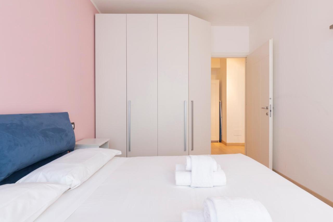 Luxury Apartment Near Bocconi Zamenhof 7 Milan Bagian luar foto