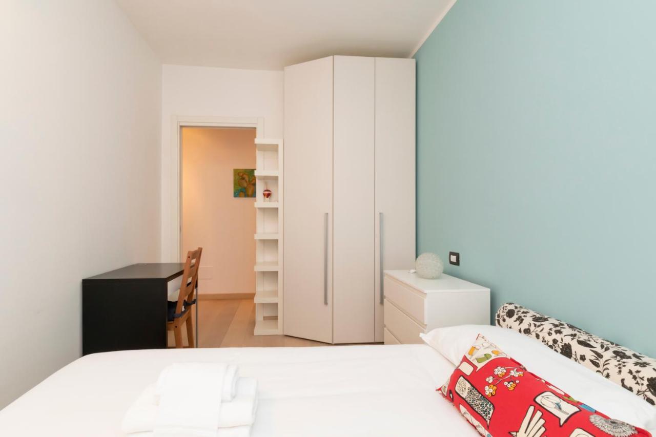 Luxury Apartment Near Bocconi Zamenhof 7 Milan Bagian luar foto