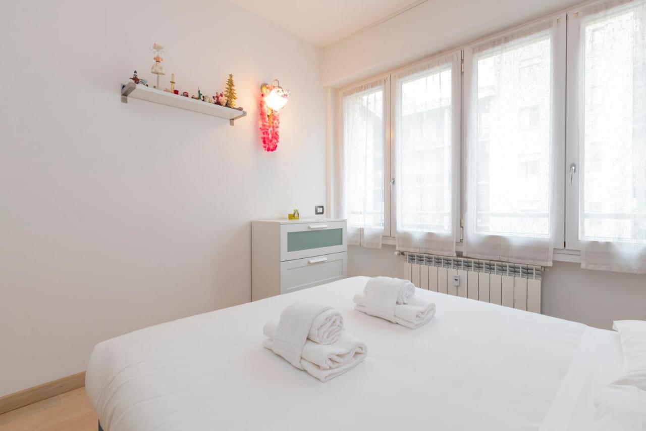 Luxury Apartment Near Bocconi Zamenhof 7 Milan Bagian luar foto