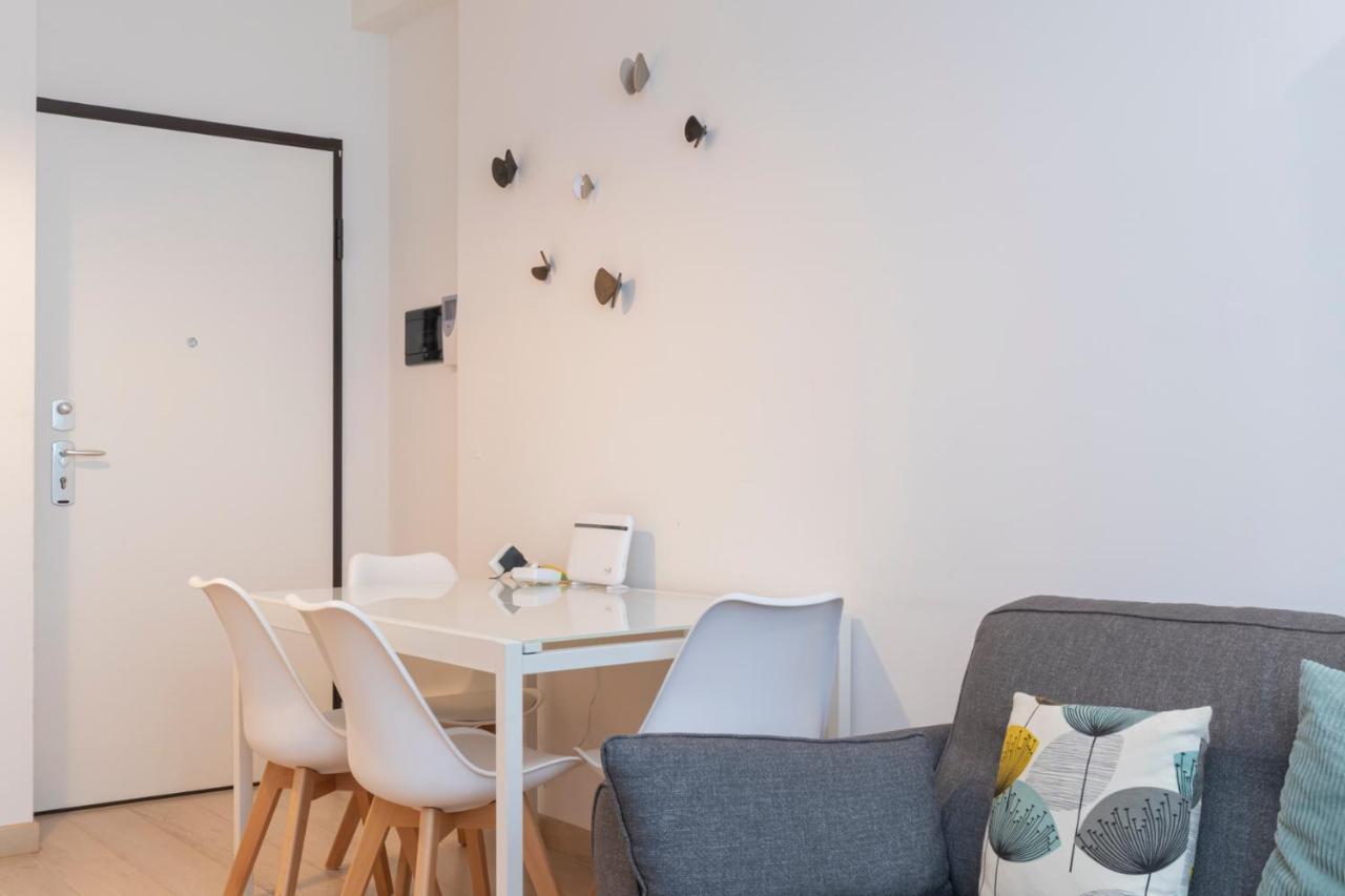 Luxury Apartment Near Bocconi Zamenhof 7 Milan Bagian luar foto
